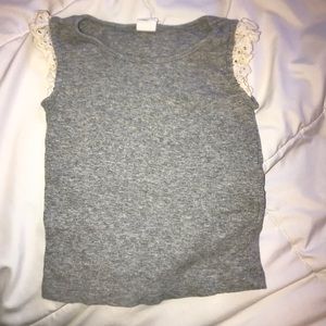 👼🏻 2 for $10 heather grey tank with lace sleeves